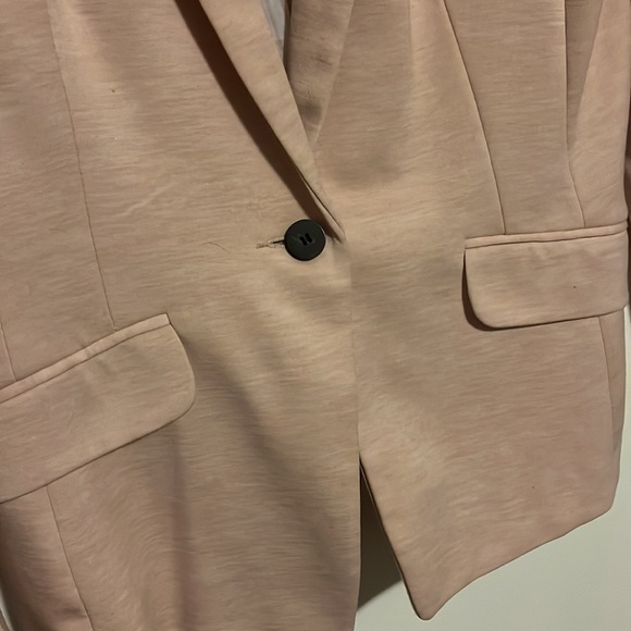 H&M blush pink blazer - Picture 2 of 3